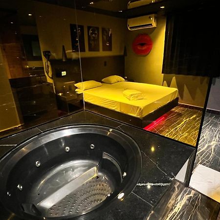 Motel Contigo Γκουαρούλιος Εξωτερικό φωτογραφία