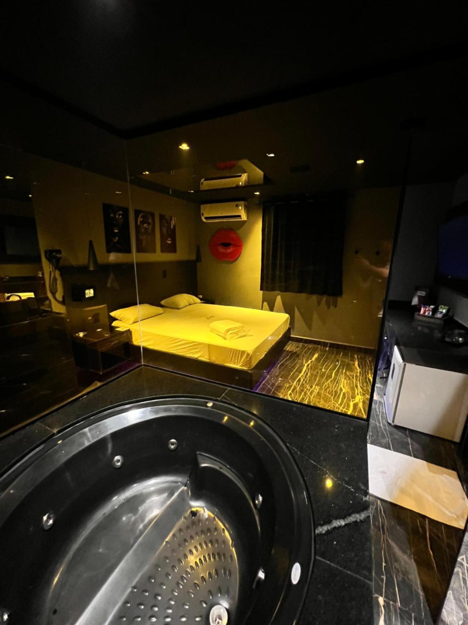 Motel Contigo Γκουαρούλιος Εξωτερικό φωτογραφία