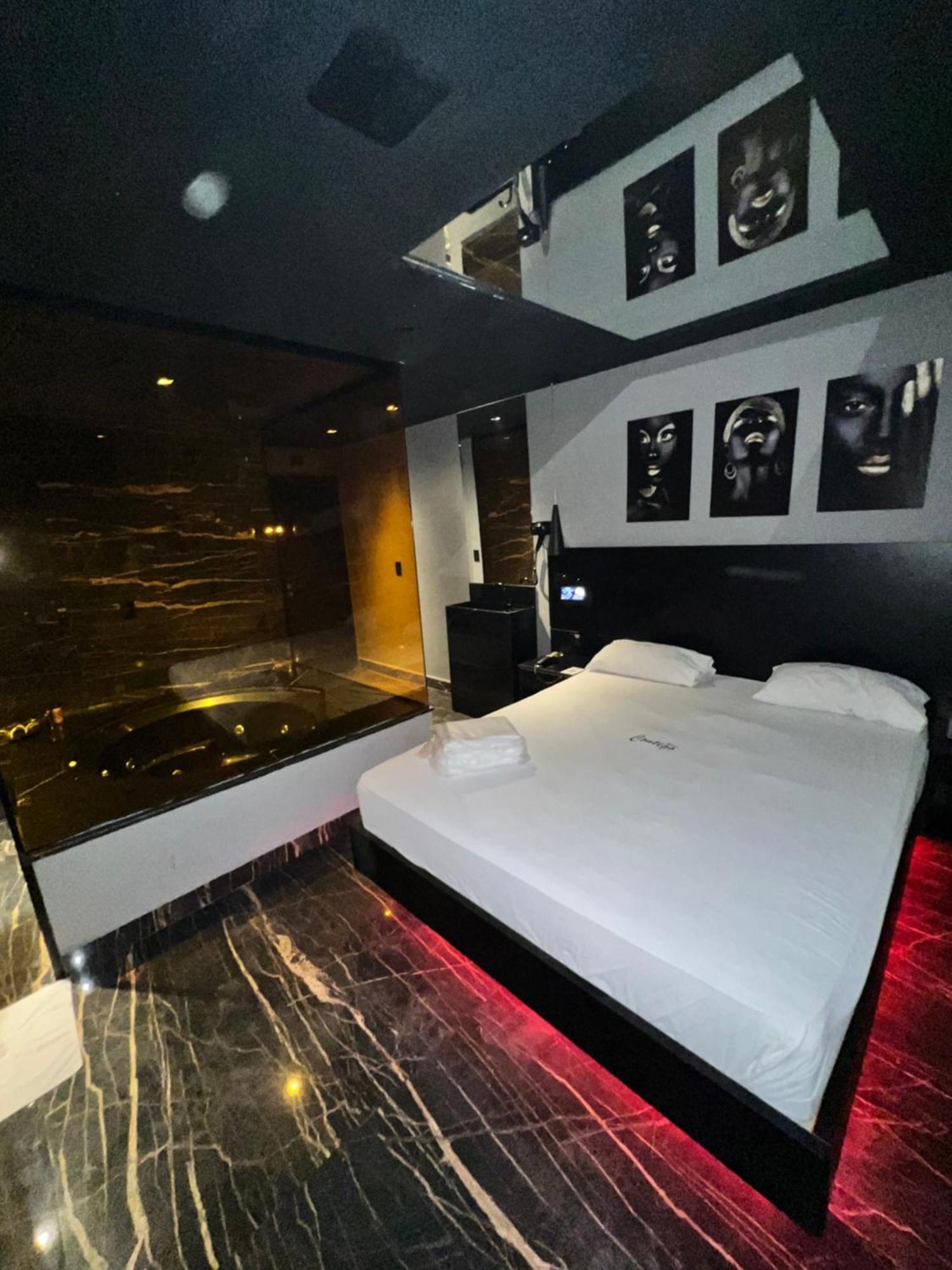 Motel Contigo Γκουαρούλιος Εξωτερικό φωτογραφία