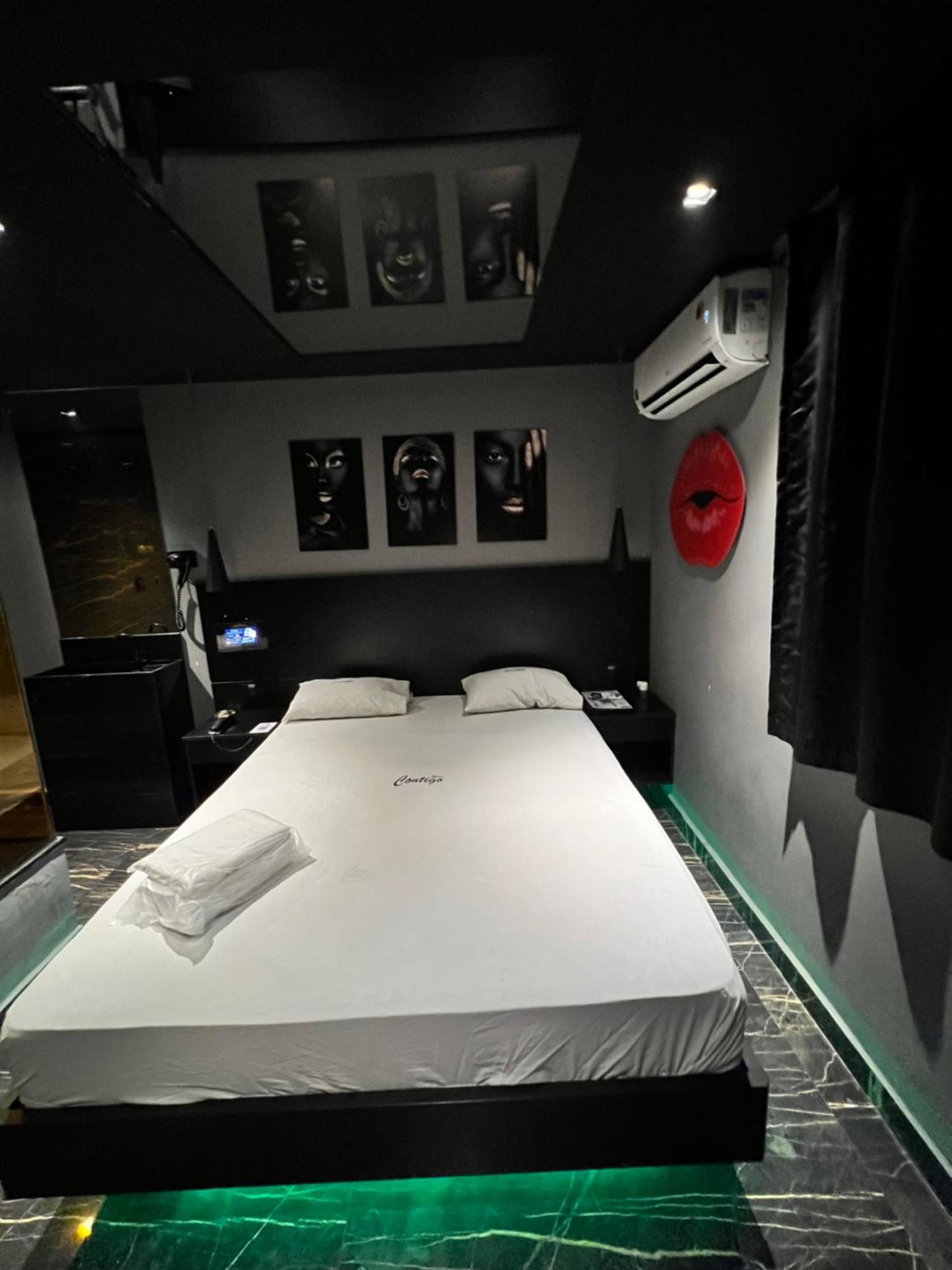 Motel Contigo Γκουαρούλιος Εξωτερικό φωτογραφία